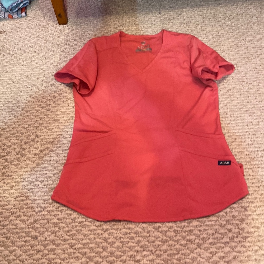 Women’s scrubs